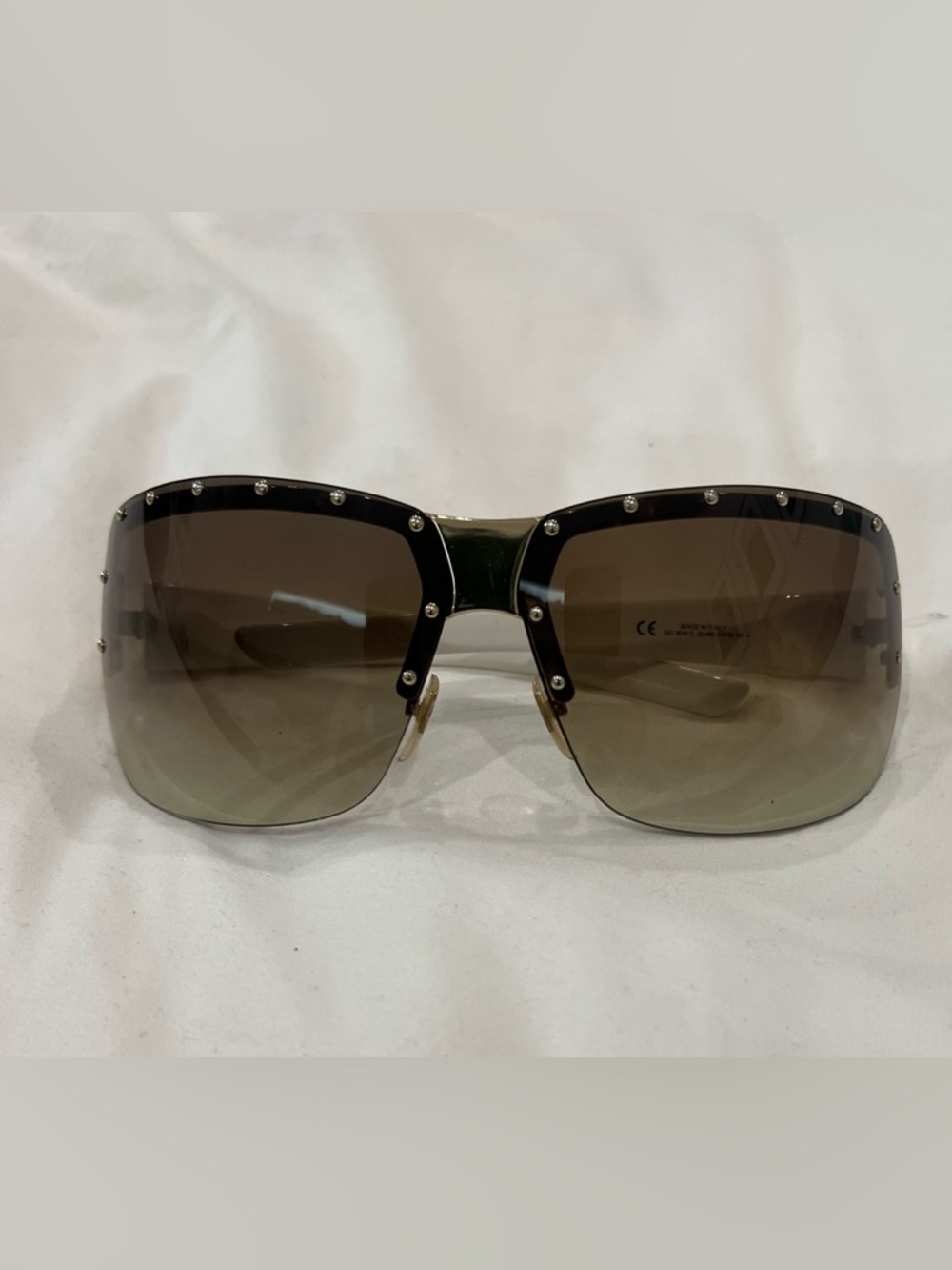 Gucci Black Frame Sunglasses with Brown Gradient Lenses